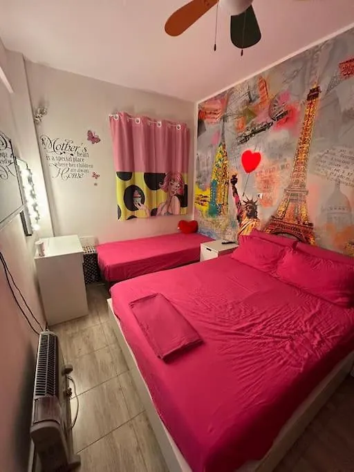 Beach Pop Apartment Неа-Плайя 0*,